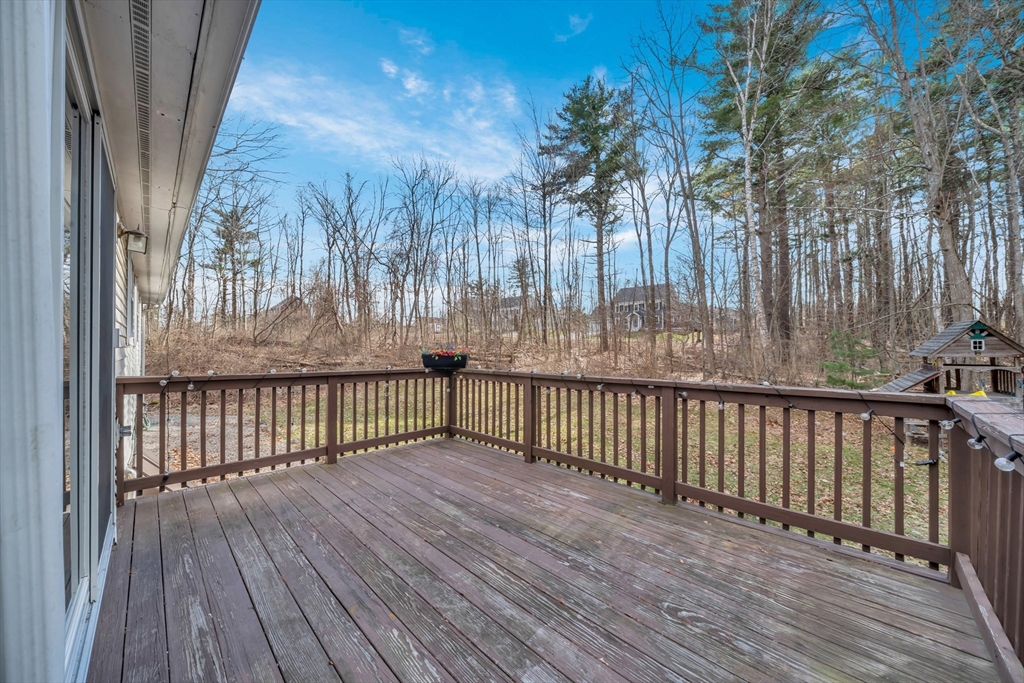 10 3rd Street Amesbury, MA 01913 - Photo 24 of 30