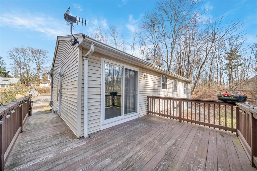 10 3rd Street Amesbury, MA 01913 - Photo 25 of 30