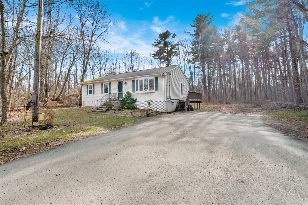 10 3rd Street Amesbury, MA 01913 - Photo 29 of 30