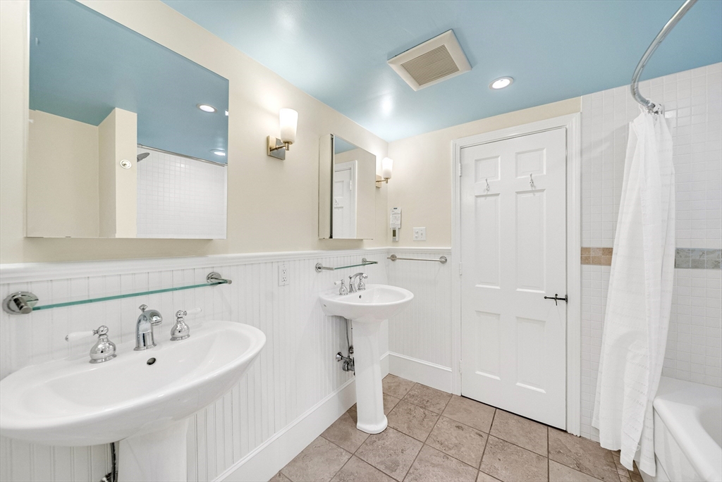 6 Brewster Road Wayland, MA 01778 - Photo 20 of 41