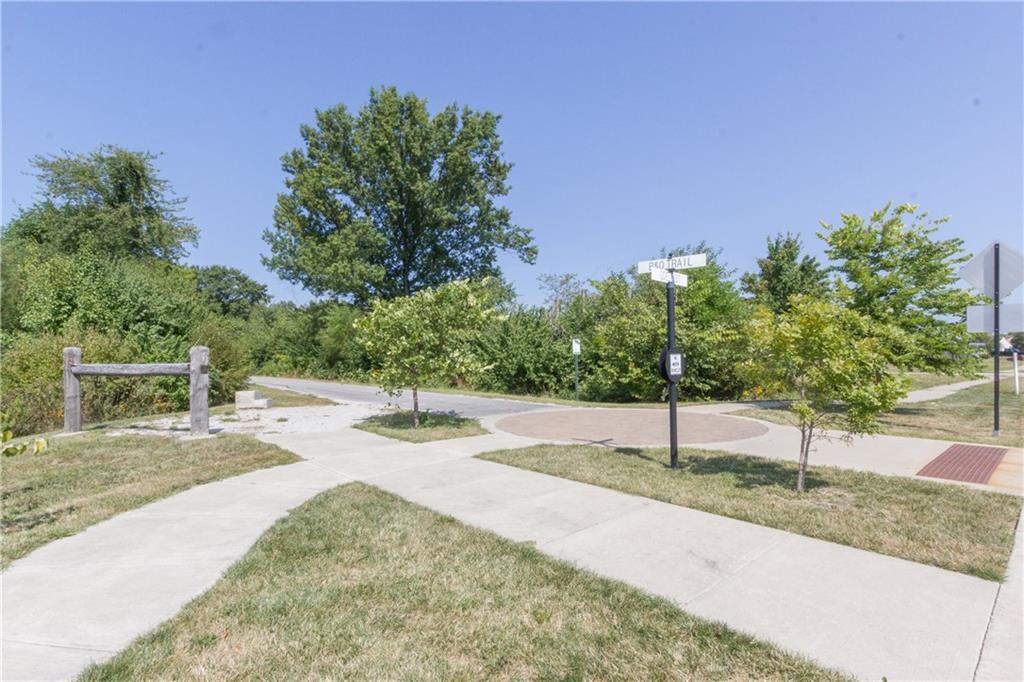 2258 Walpole Road Brownsburg, IN 46112 - Photo 4 of 16