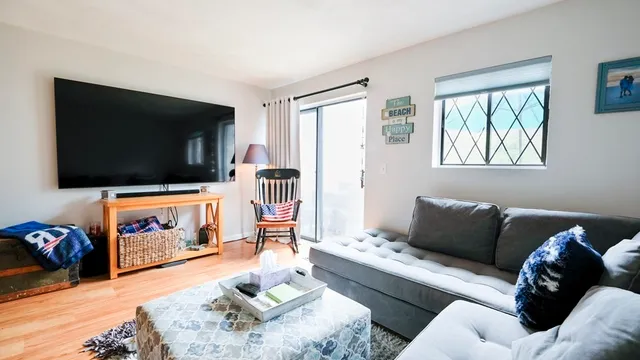 $400,000 | 183 Farrwood Drive, Unit 183, Haverhill, MA 01835