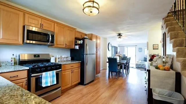 $400,000 | 183 Farrwood Drive, Unit 183, Haverhill, MA 01835