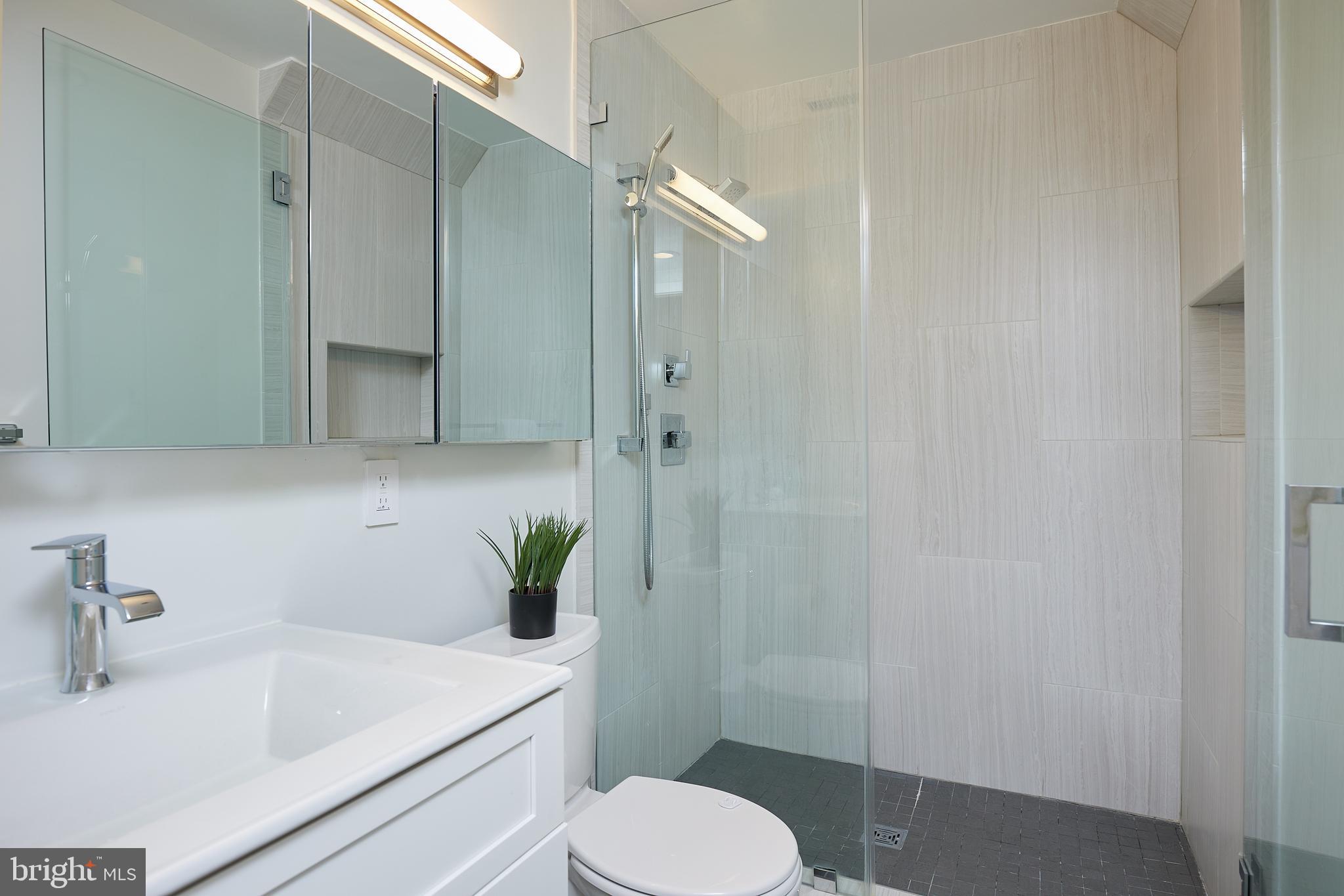 1710 Summit Place Northwest, Unit 1710 Washington, DC 20009 - Photo 17 of 41
