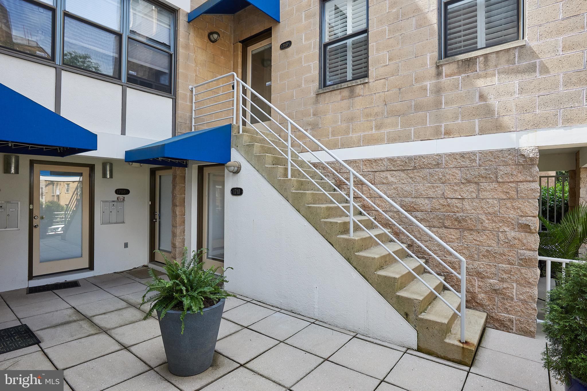 1710 Summit Place Northwest, Unit 1710 Washington, DC 20009 - Photo 29 of 41