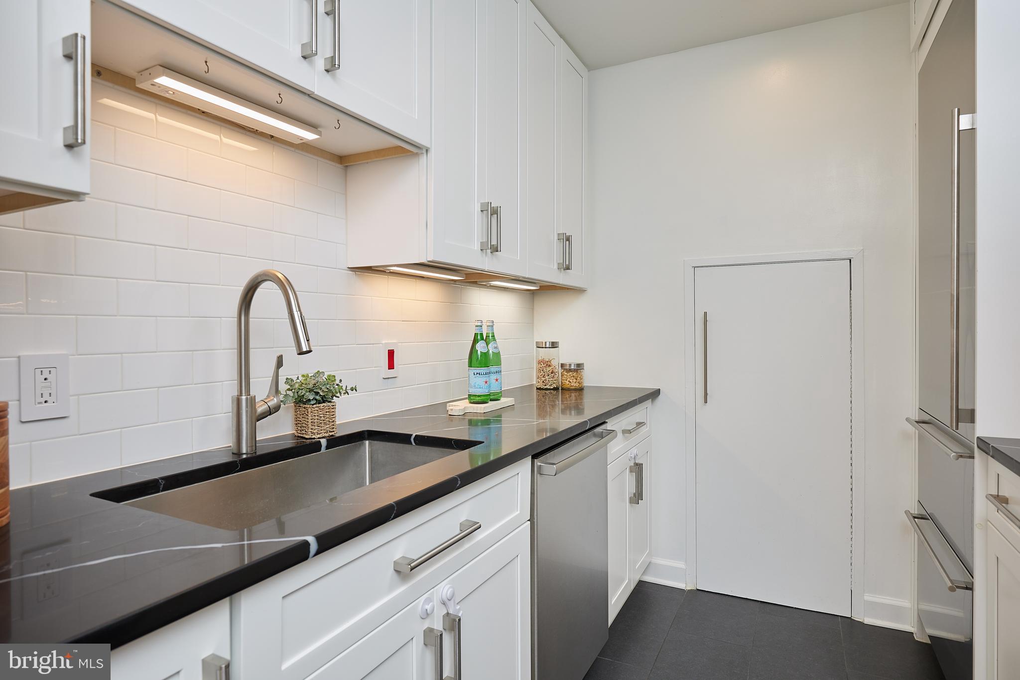 1710 Summit Place Northwest, Unit 1710 Washington, DC 20009 - Photo 9 of 41