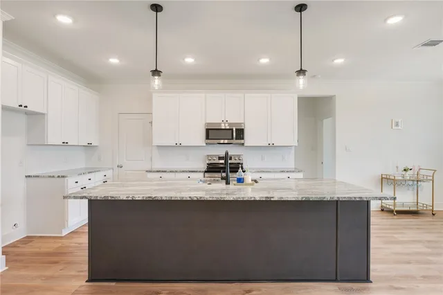 $315,000 | 424 Brazos Bend, Somerville, TX 77879