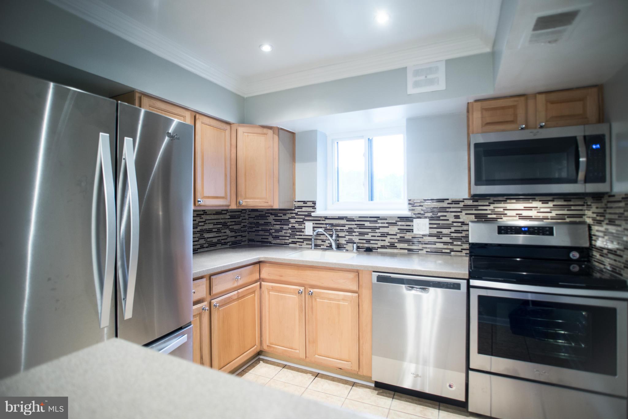 17824 Buehler Road, Unit 191 Olney, MD 20832 - Photo 3 of 22 Kitchen