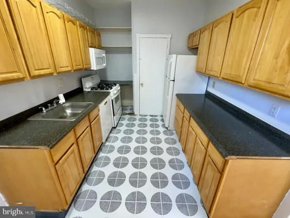 $5,700 | 3219 Summer Street, Philadelphia, PA 19104