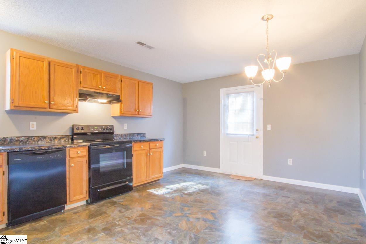 210 Ridgeover Drive Greenville, SC 29617 - Photo 11 of 35 Gallery Image 11