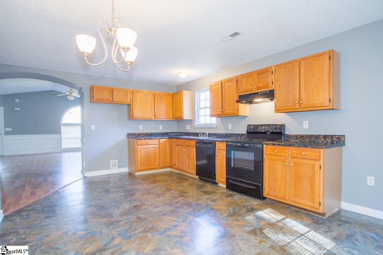 210 Ridgeover Drive Greenville, SC 29617 - Photo 12 of 35 Gallery Image 12