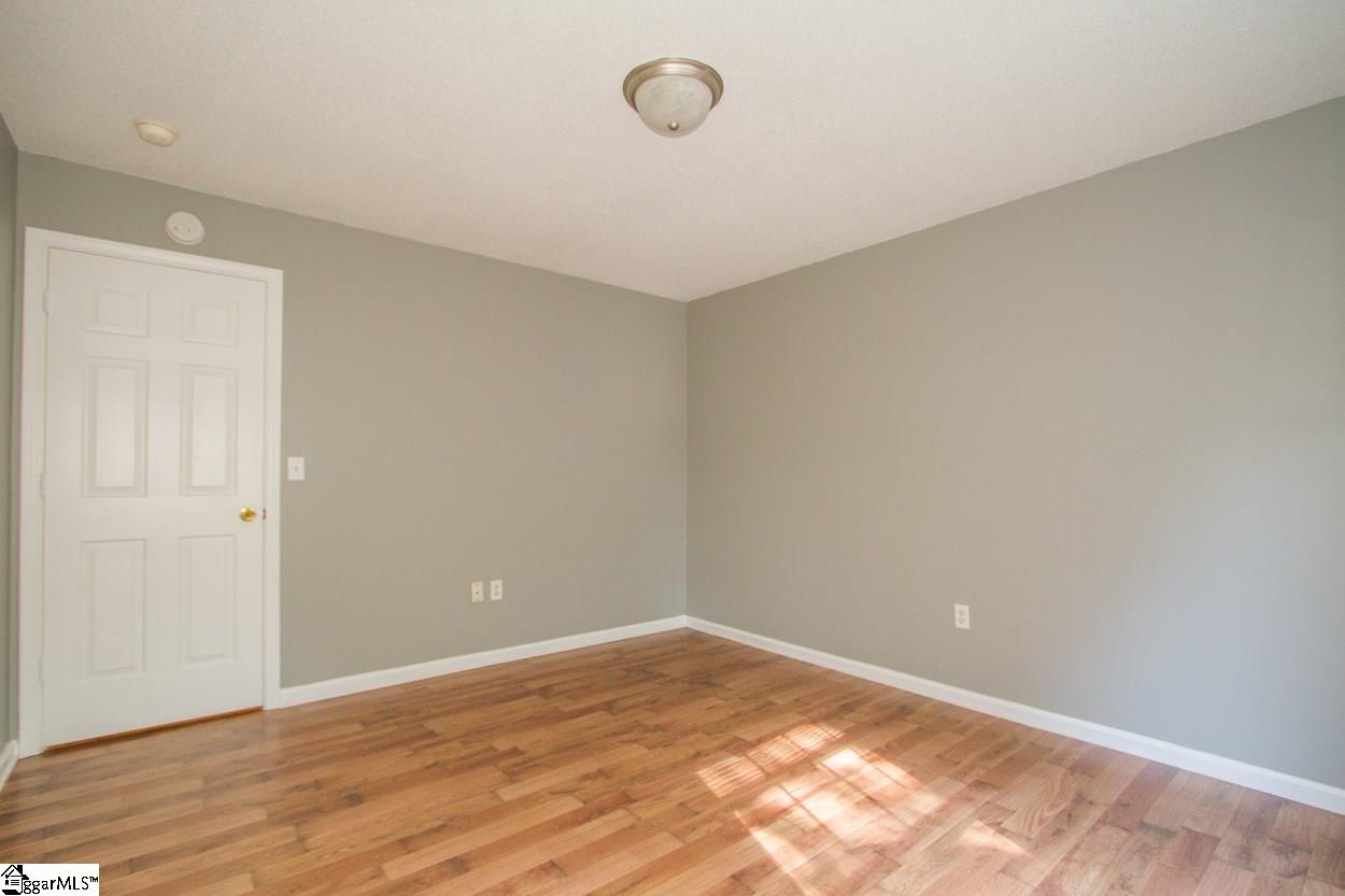 210 Ridgeover Drive Greenville, SC 29617 - Photo 14 of 35 Gallery Image 14