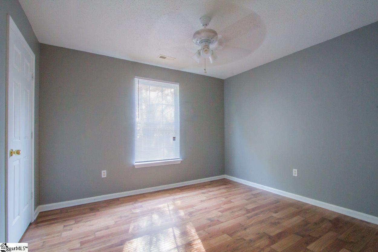 210 Ridgeover Drive Greenville, SC 29617 - Photo 18 of 35 Gallery Image 18