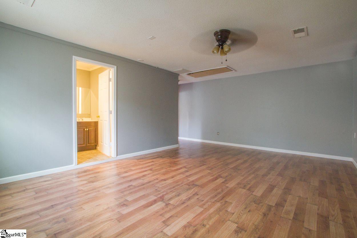 210 Ridgeover Drive Greenville, SC 29617 - Photo 25 of 35 Gallery Image 25