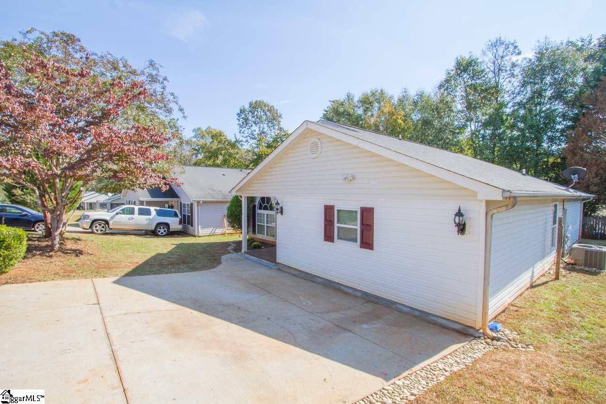 210 Ridgeover Drive Greenville, SC 29617 - Photo 35 of 35 Gallery Image 35