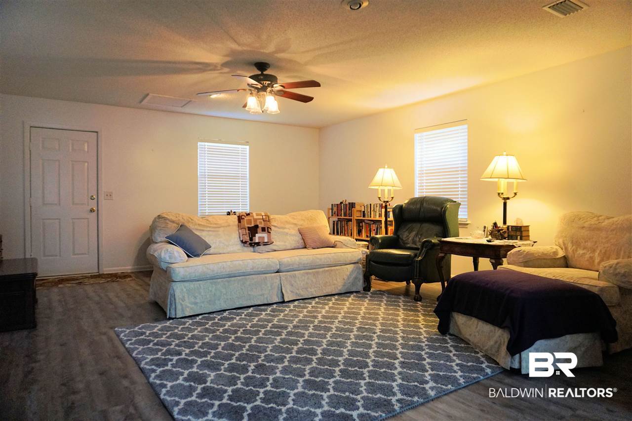 208 West Azalea Avenue Foley, AL 36535 - Photo 11 of 18