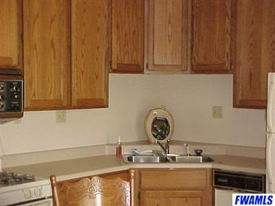 7124 Cranberry Road Fort Wayne, IN 46825 - Photo 4 of 11 Gallery Image 4