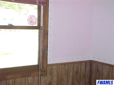 7124 Cranberry Road Fort Wayne, IN 46825 - Photo 10 of 11 Gallery Image 10
