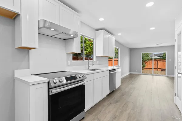 $529,998 | 2438 Oceanic Drive, Fairfield, CA 94533