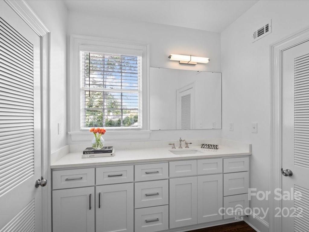 1944 Queens Road West Charlotte, NC 28209 - Photo 26 of 41 Gallery Image 26