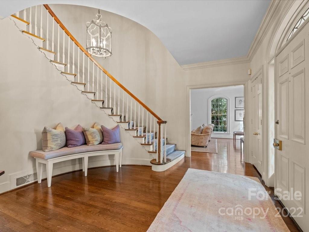 1944 Queens Road West Charlotte, NC 28209 - Photo 3 of 41 Gallery Image 3