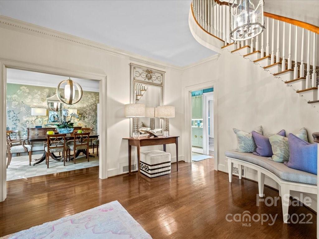 1944 Queens Road West Charlotte, NC 28209 - Photo 4 of 41 Gallery Image 4