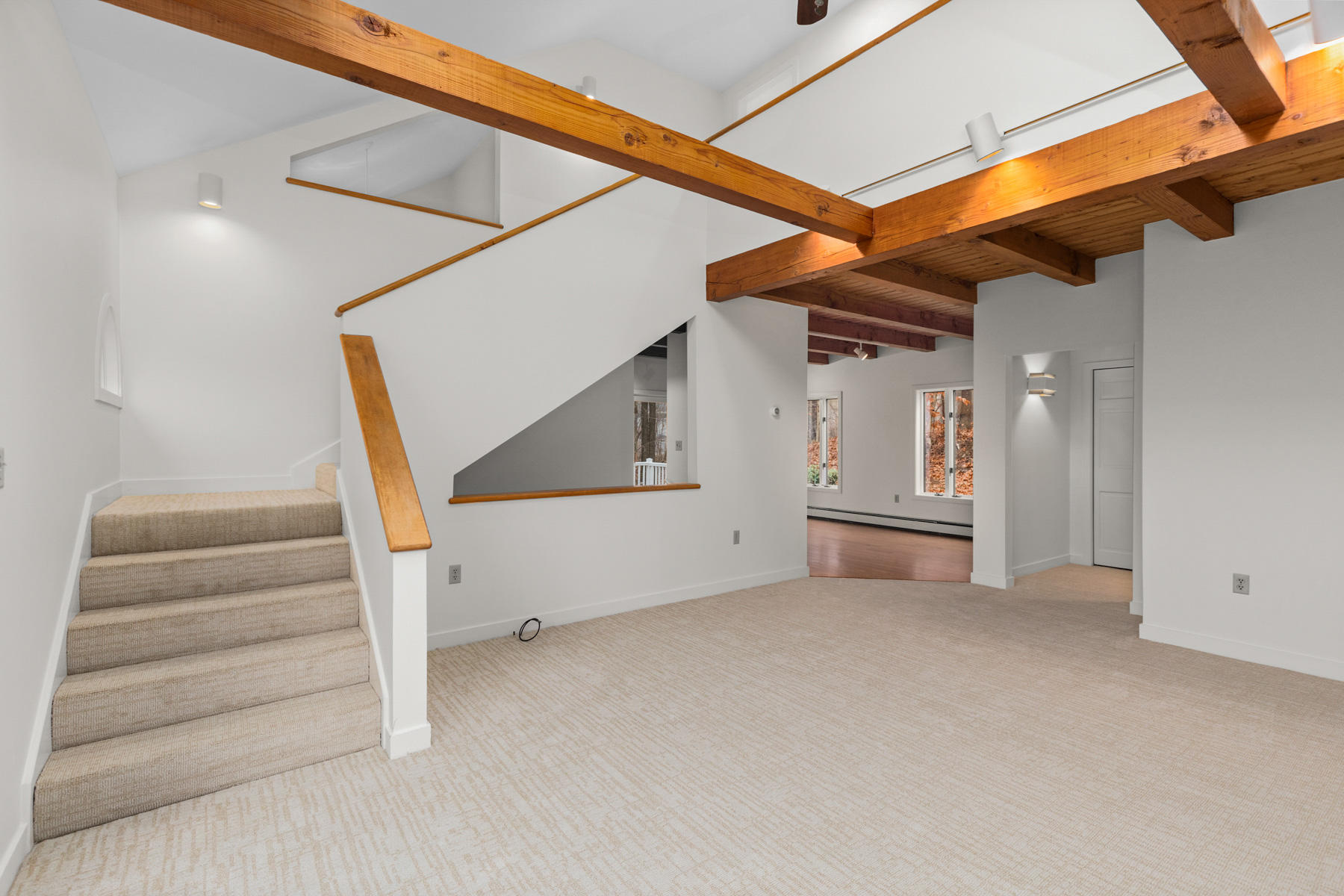 32 Old Dennett Road South, Unit A1 Kittery, ME 03904 - Photo 3 of 41 LR 1