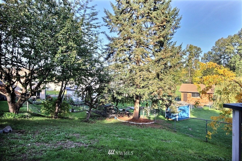 1934 Beacon Way Southeast Renton, WA 98058 - Photo 19 of 20