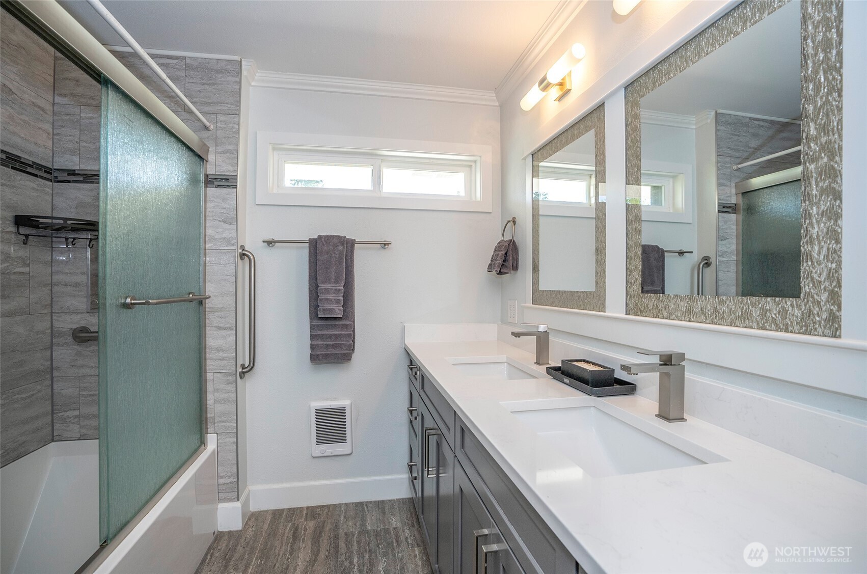 15512 Elm Street East Sumner, WA 98390 - Photo 20 of 37 a bathroom with a sink a tub and mirror