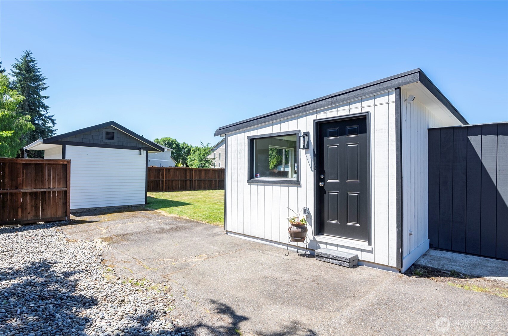 15512 Elm Street East Sumner, WA 98390 - Photo 24 of 37 a view of backyard of house