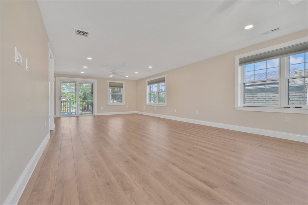 10 13th Street Wareham, MA 02558 - Photo 11 of 28