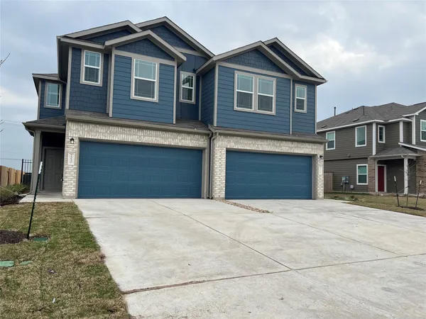 $1,850 | 7237 Spotted Leaf Way, Del Valle, TX 78617