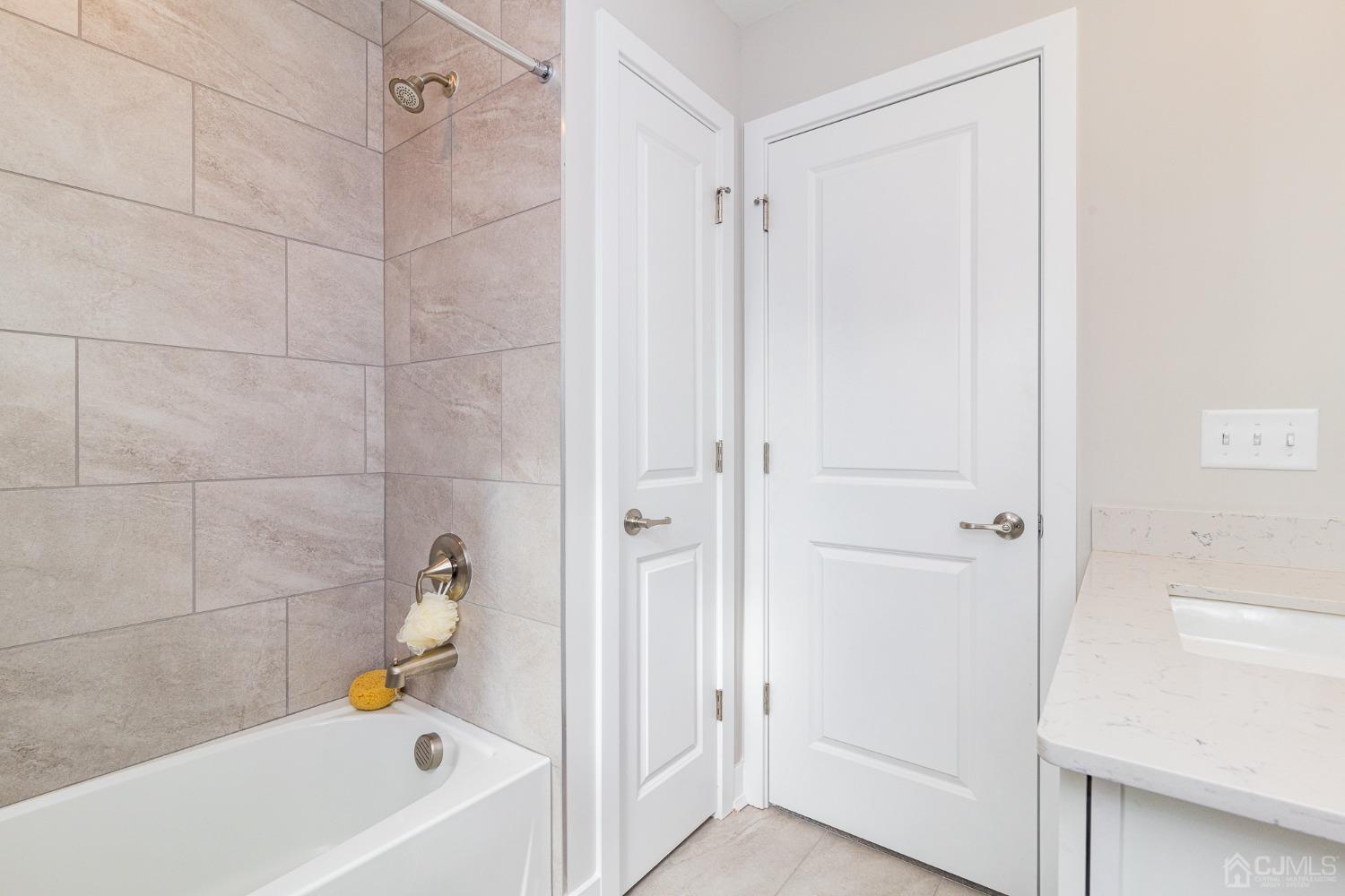 2302 Jamison Road Monroe Township, NJ 08831 - Photo 19 of 25