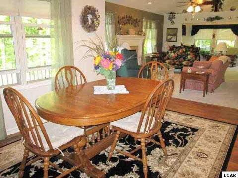 1651 Rivers Edge Court Adrian, MI 49221 - Photo 8 of 16 20027862-7.JPG