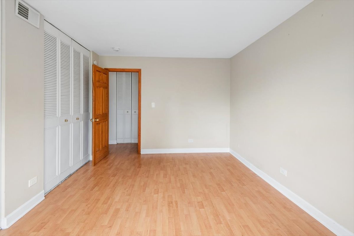 8232 Niles Center Road, Unit 214 Skokie, IL 60077 - Photo 15 of 20