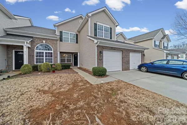 $330,000 | 917 Standen Pl Court, Pineville, NC 28134