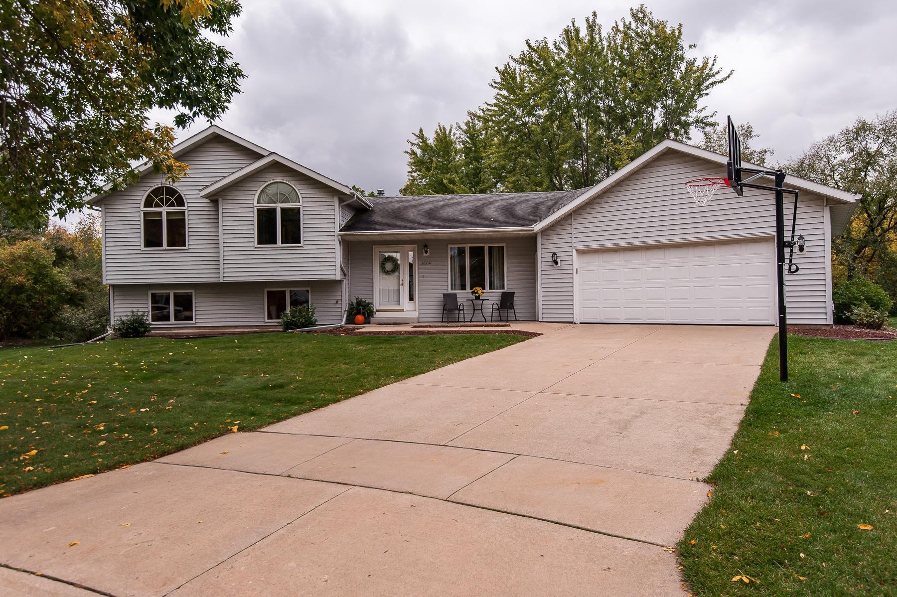 3109 River Lane Northeast Rochester, MN 55906 - Photo 1 of 44 Gallery Image 1