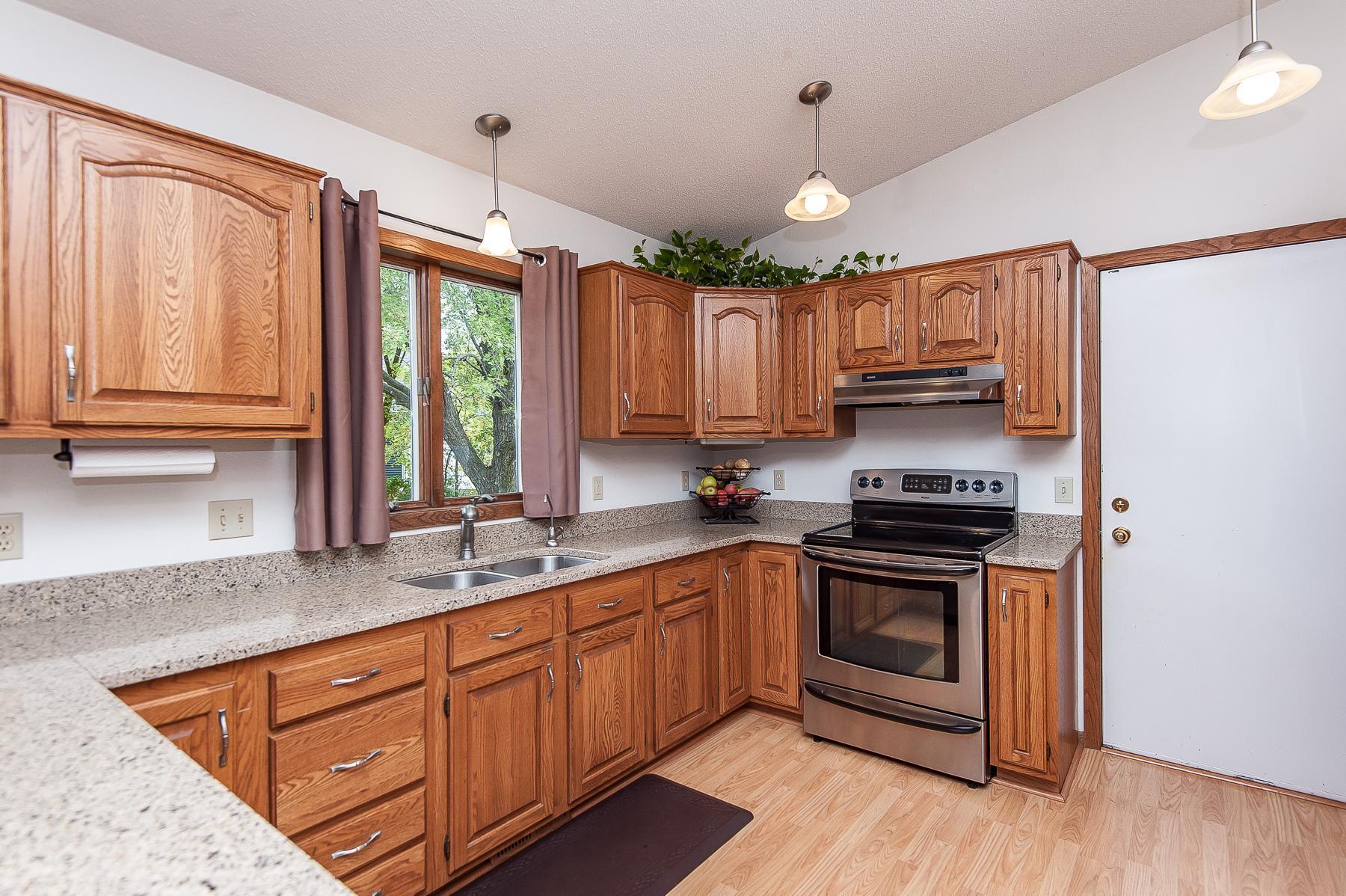 3109 River Lane Northeast Rochester, MN 55906 - Photo 9 of 44 Gallery Image 9