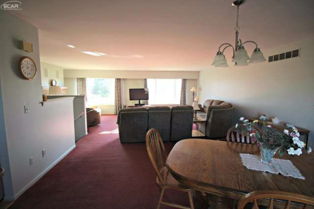 7090 Calkins Road Flint, MI 48532 - Photo 19 of 29 20453146-18.JPG