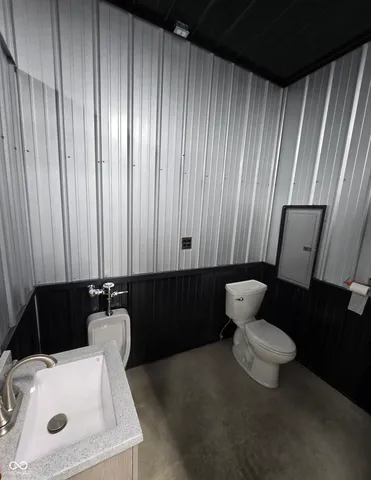 $570,000 | 132 South 500 West, Tipton, IN 46072