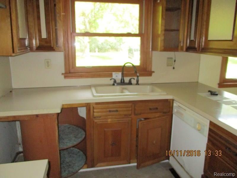 4560 Merritt Road Ypsilanti, MI 48197 - Photo 14 of 24 IMG_9756.JPG