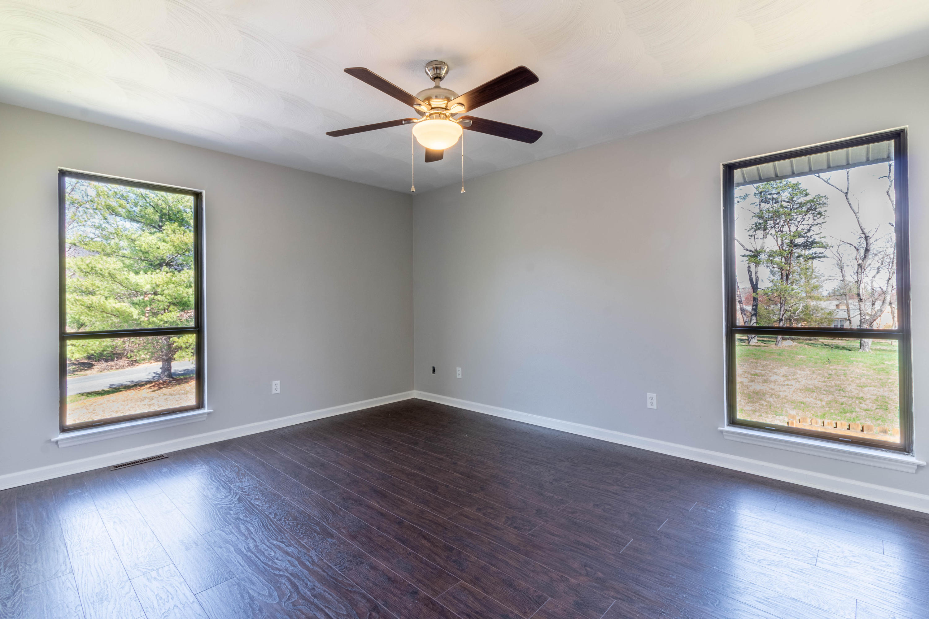 5406 Sundance Road Salem, VA 24153 - Photo 15 of 39 Master Suite