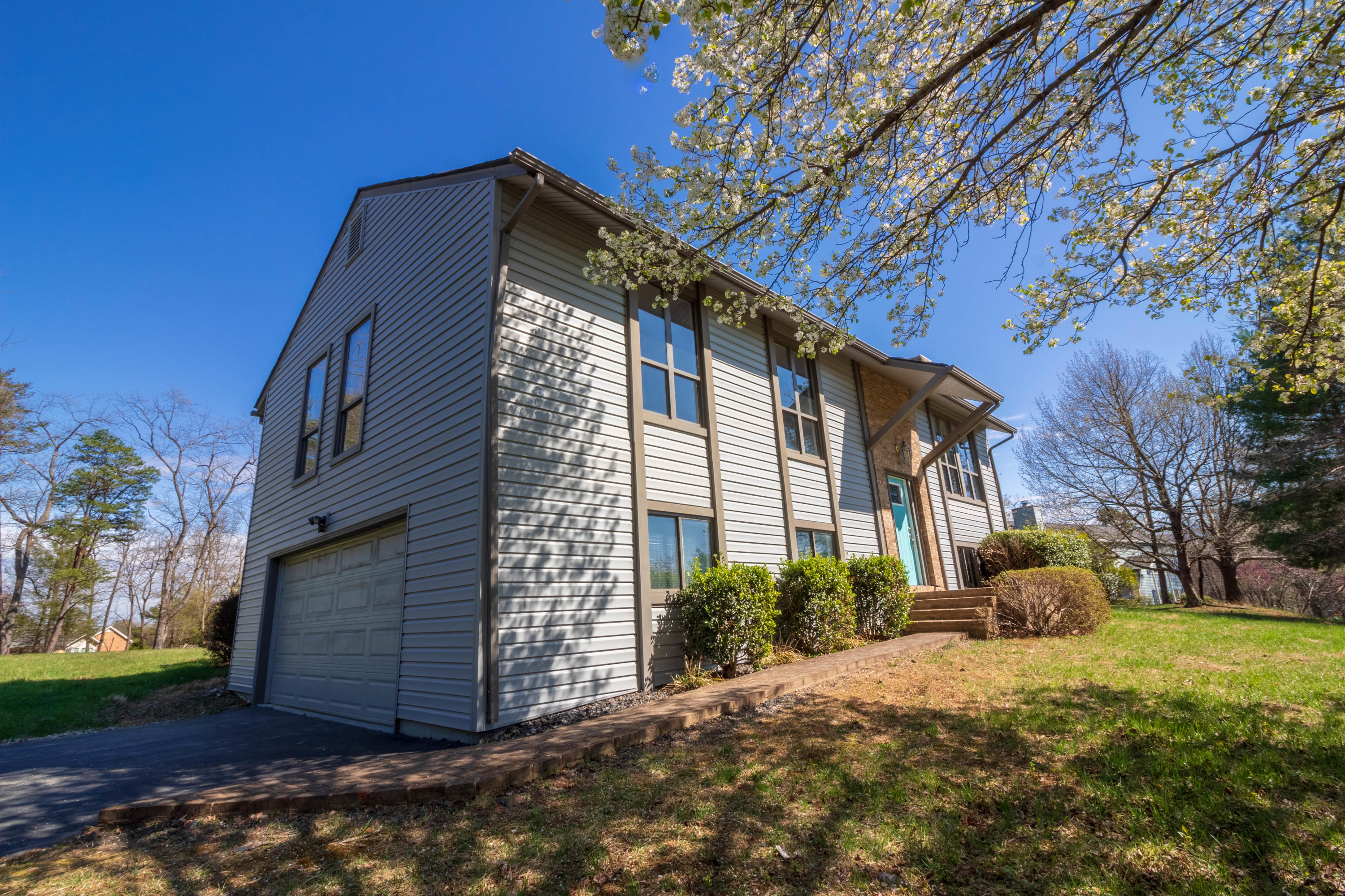 5406 Sundance Road Salem, VA 24153 - Photo 35 of 39 Home view
