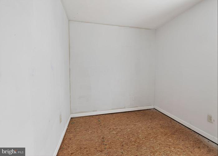 1538 Deer Run East Bushkill, PA 18324 - Photo 13 of 18 a view of a room