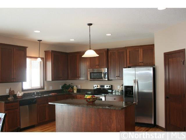 7553 Alpine Court Inver Grove Heights, MN 55077 - Photo 3 of 10 Gallery Image 3