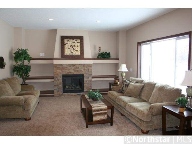 7553 Alpine Court Inver Grove Heights, MN 55077 - Photo 6 of 10 Gallery Image 6
