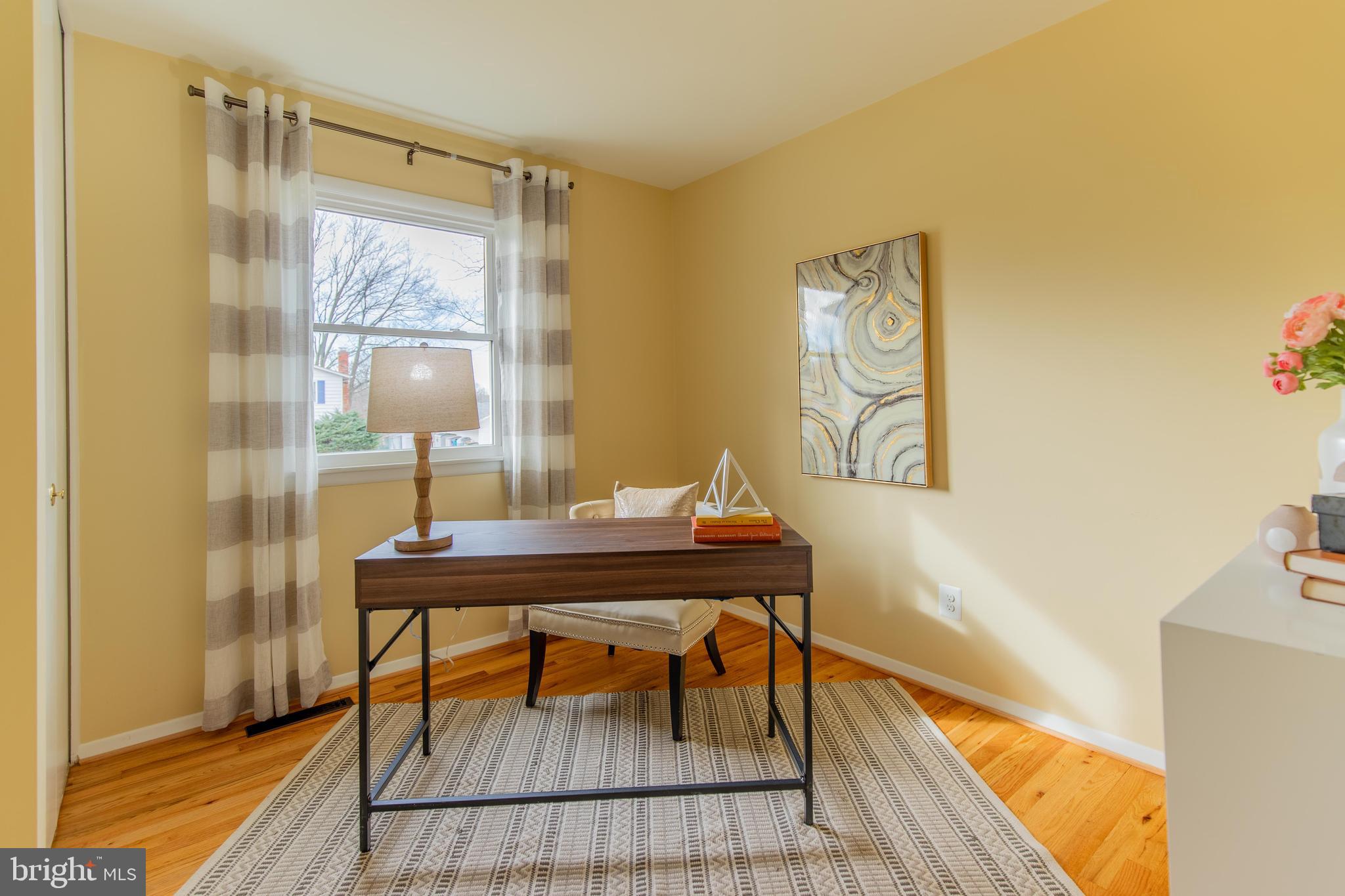 11933 Bayswater Road Gaithersburg, MD 20878 - Photo 23 of 34