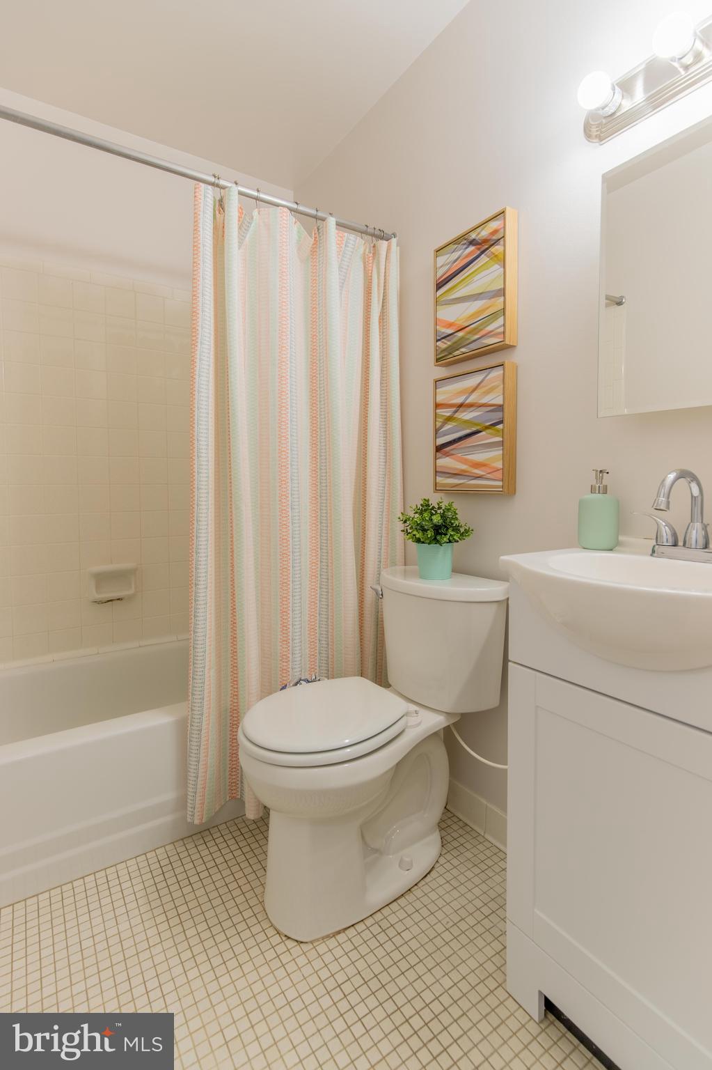 11933 Bayswater Road Gaithersburg, MD 20878 - Photo 25 of 34