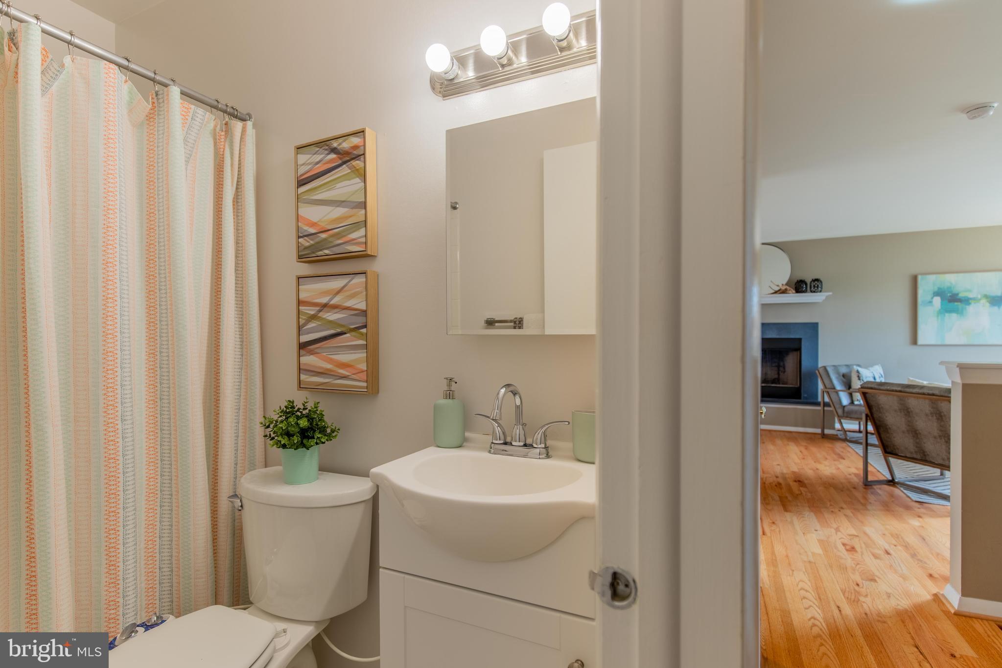 11933 Bayswater Road Gaithersburg, MD 20878 - Photo 26 of 34