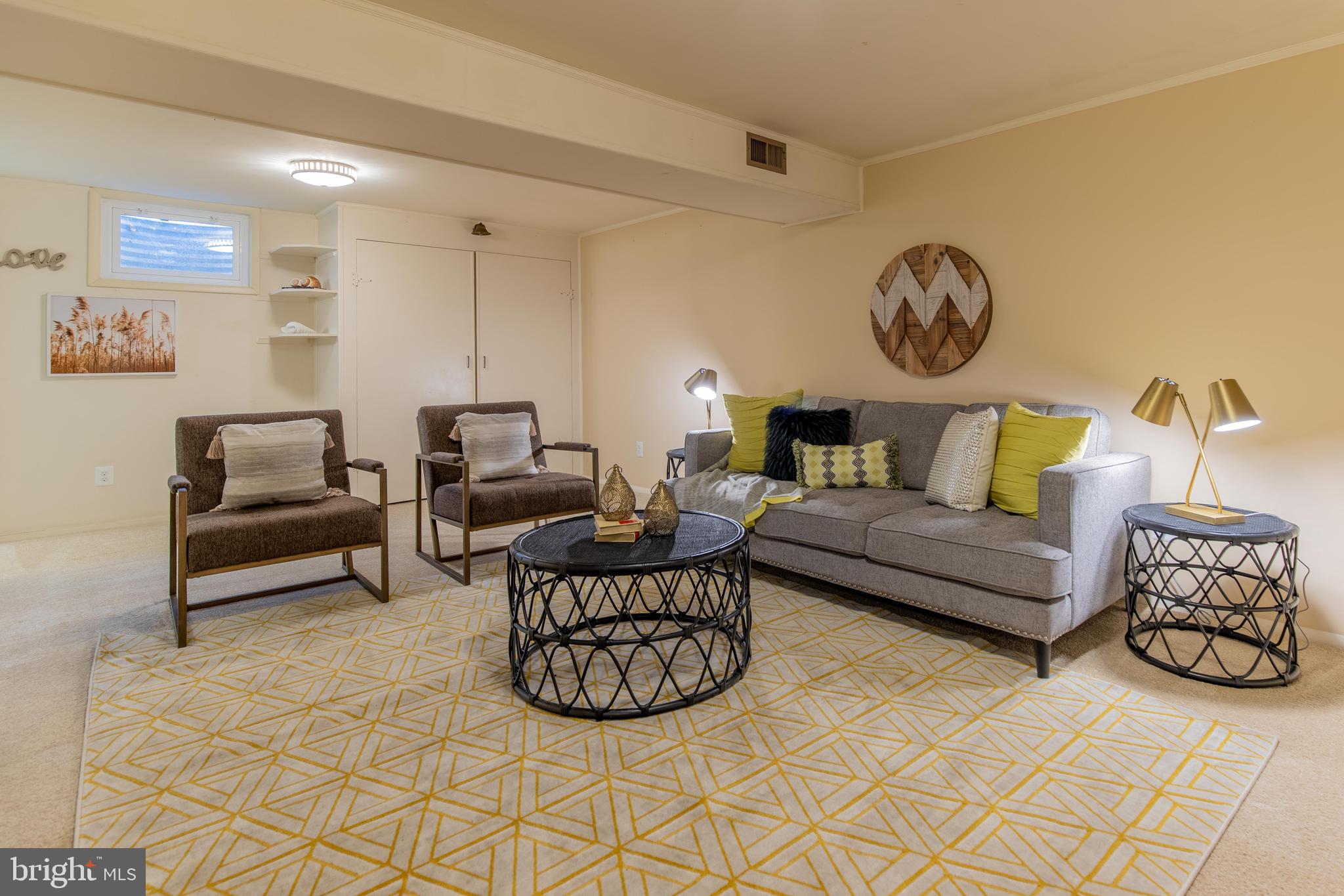 11933 Bayswater Road Gaithersburg, MD 20878 - Photo 27 of 34
